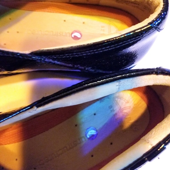 Clarks - Picture 2 of 6